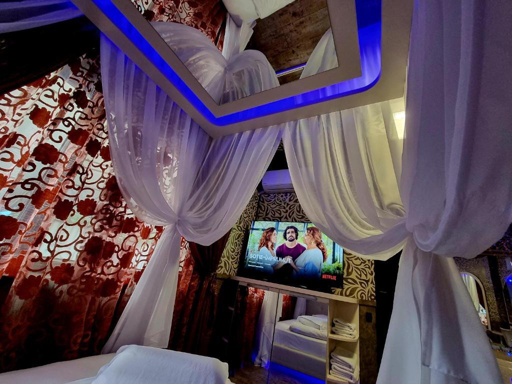 Hotel Boutique Mikaela (Adult Only) - 584
