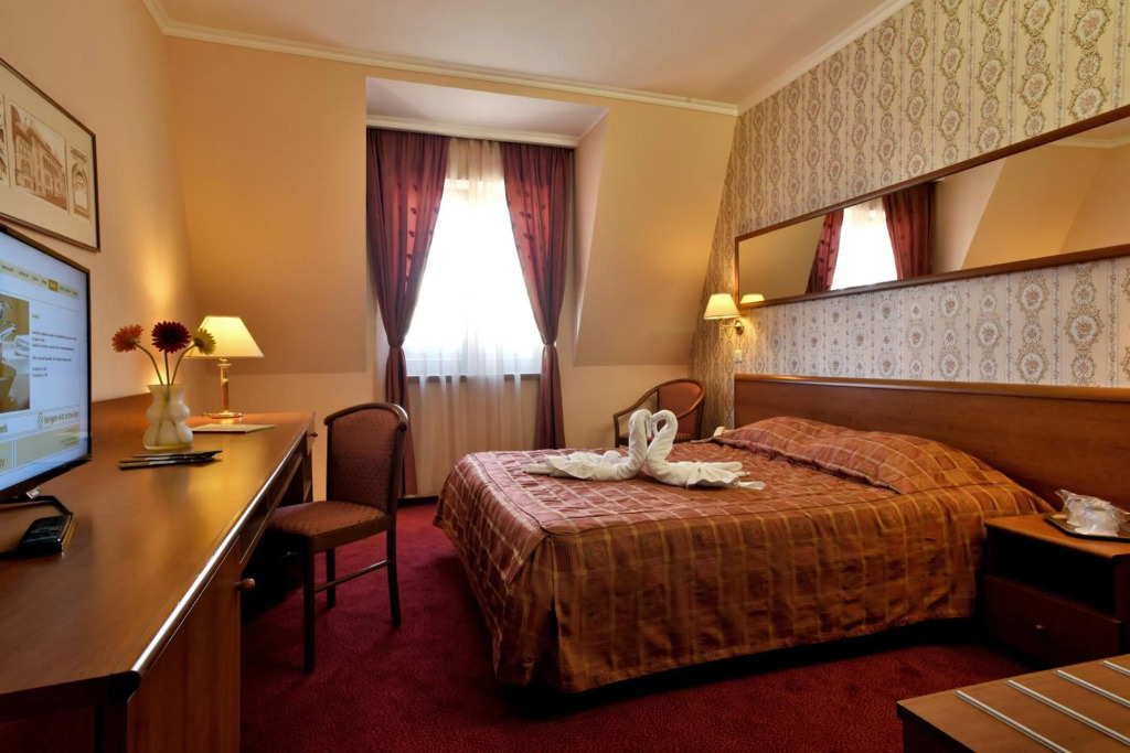 Hotel Brasov - 755