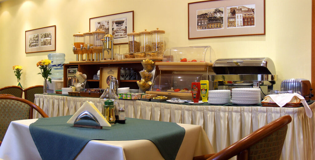 Hotel Brasov - 1