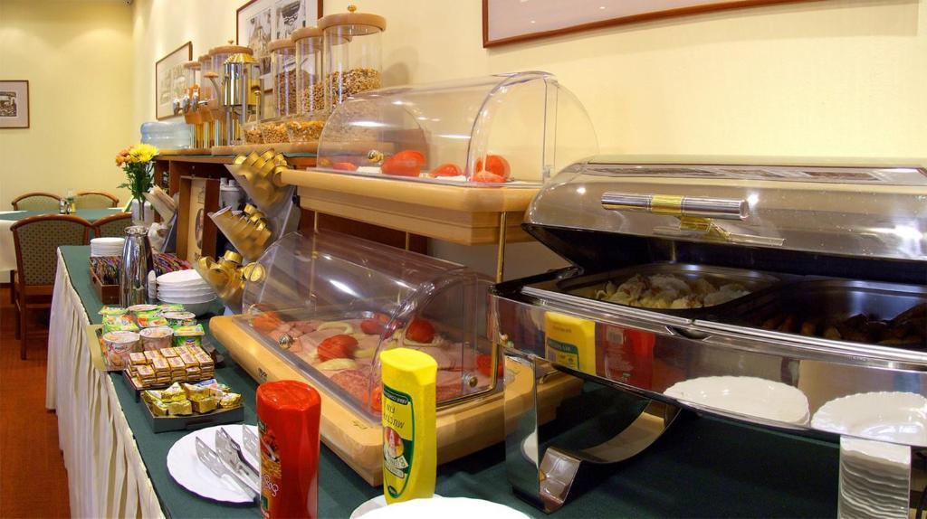 Hotel Brasov - 413
