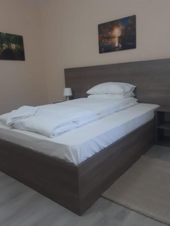 Hotel Breaza - 703