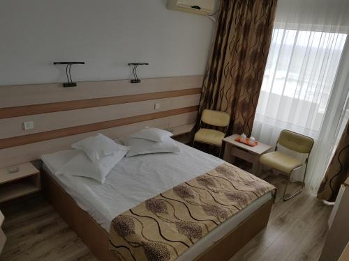 Hotel Capitol - 268