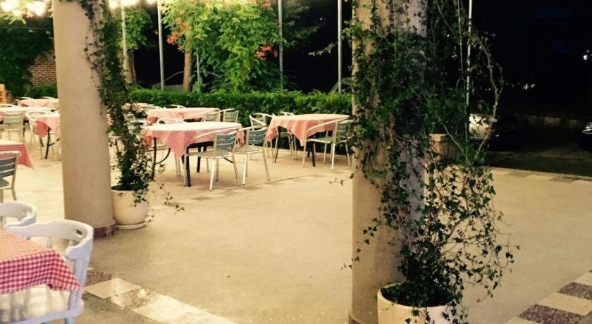 Hotel Carmen - 796