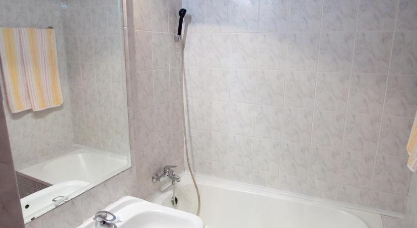 Hotel Carmen - 815