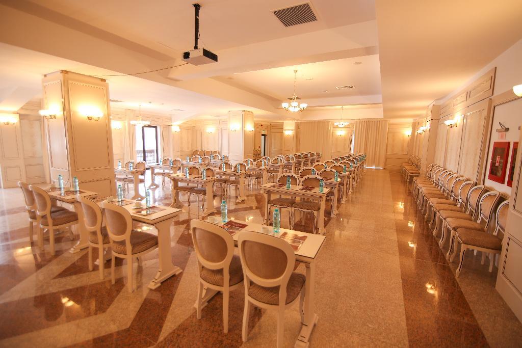 Hotel Carmen - 332