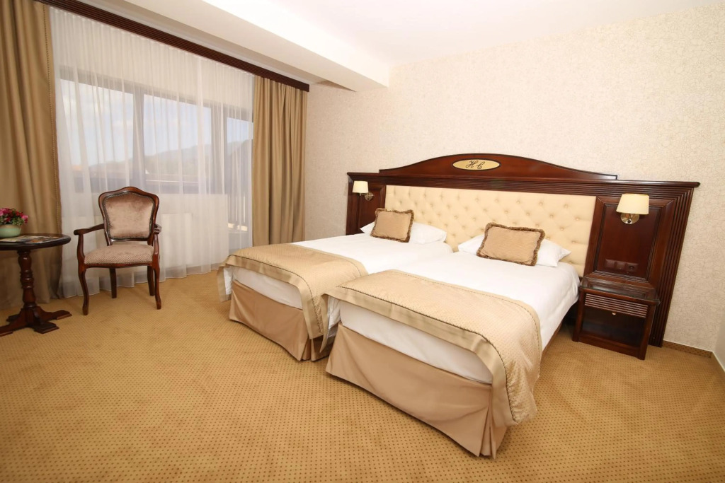 Hotel Carmen - 656