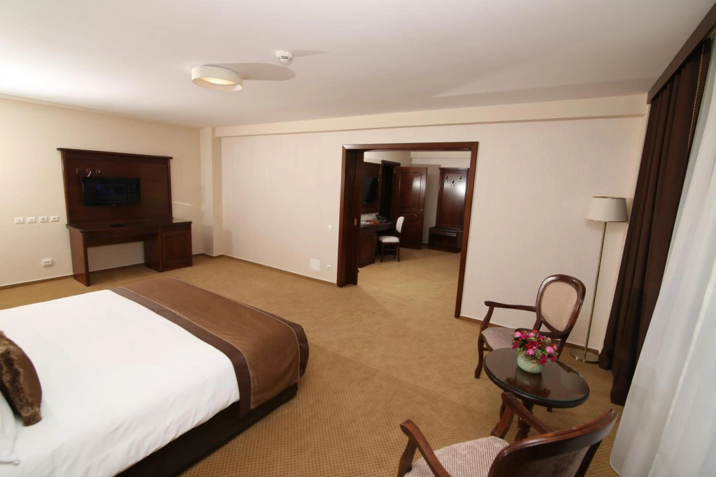 Hotel Carmen - 331