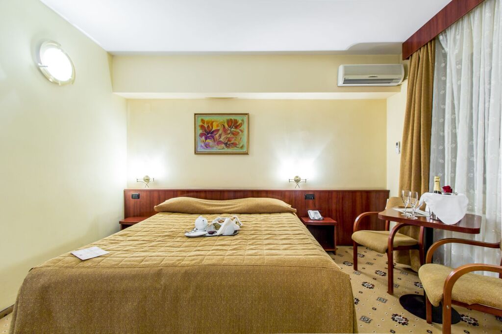 Hotel Caro - 608