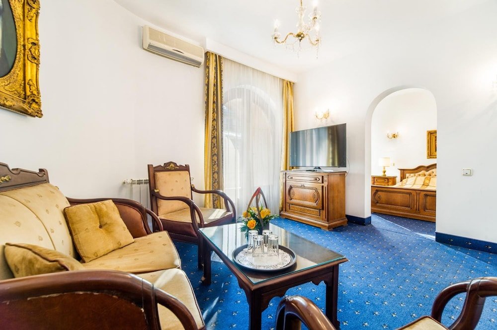 Hotel Carpati - 566