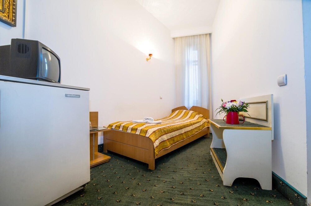 Hotel Carpati - 328