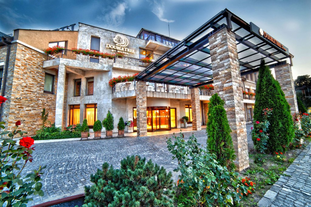 DoubleTree by Hilton Hotel Sighisoara - Cavaler - 421
