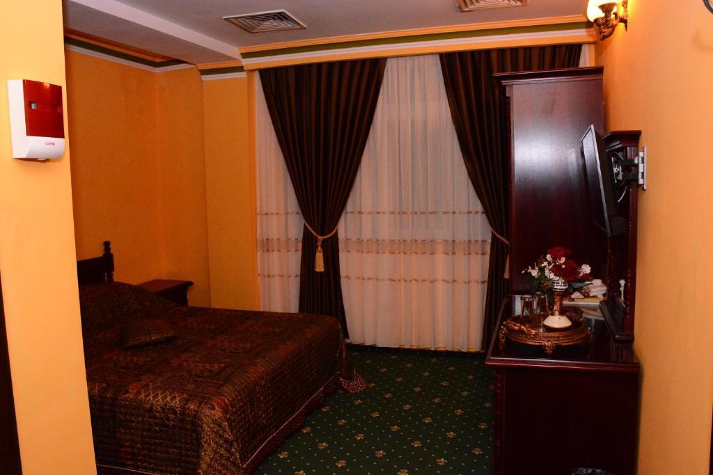 Hotel Central - 380
