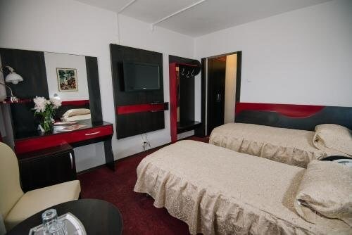 Hotel Cerbul - 372