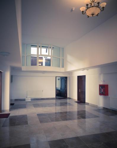 Hotel Ciobanasu - 713