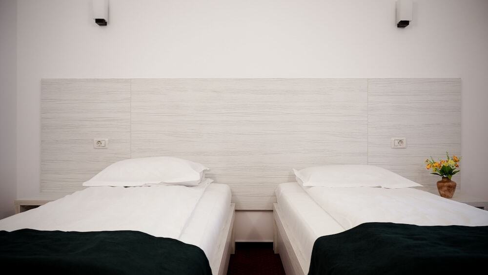 Hotel Cirus - 434
