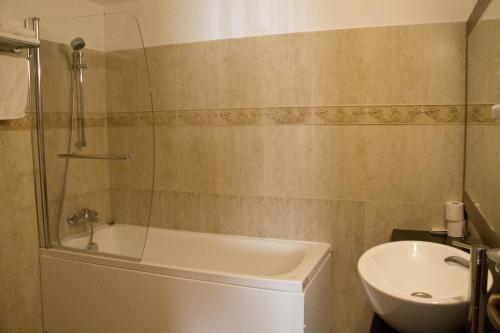 Hotel City Ploiesti - 735