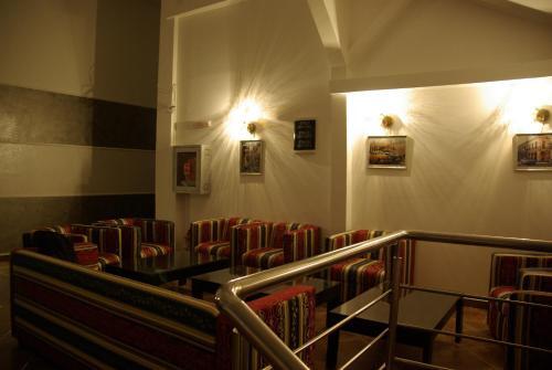 Club G - 318