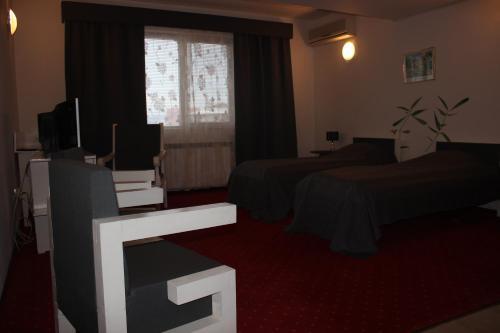 Club G - 361