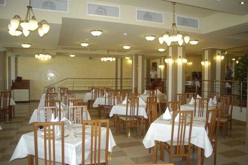 Hotel Comandor - 947