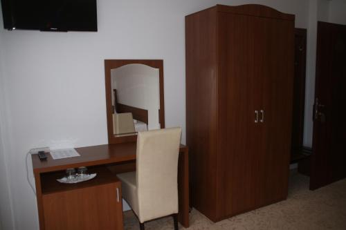 Hotel Condor - 970