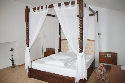 Hotel Condor - 168