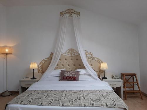 Hotel Condor - 561