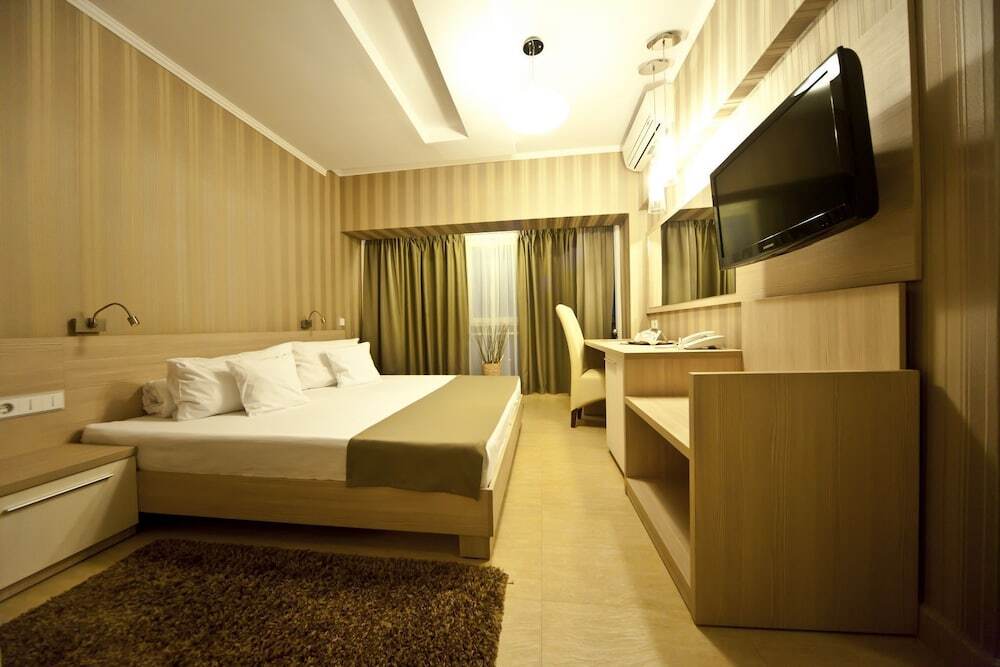 Hotel Confort - 872