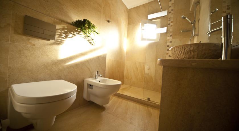 Hotel Confort - 735