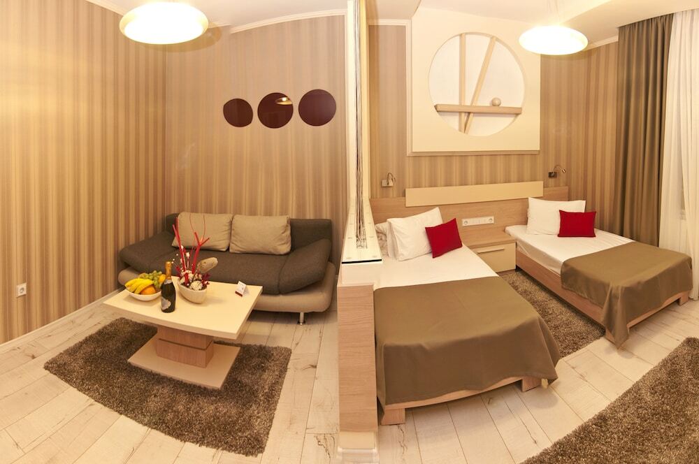 Hotel Confort - 345
