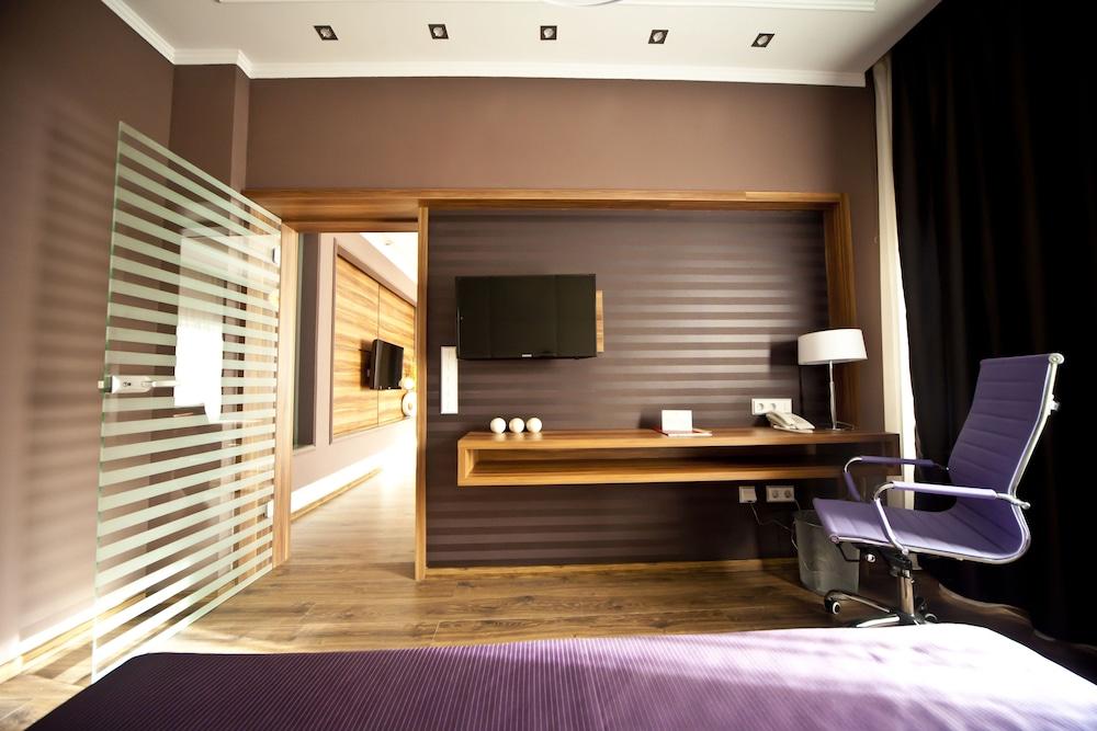 Hotel Confort - 48