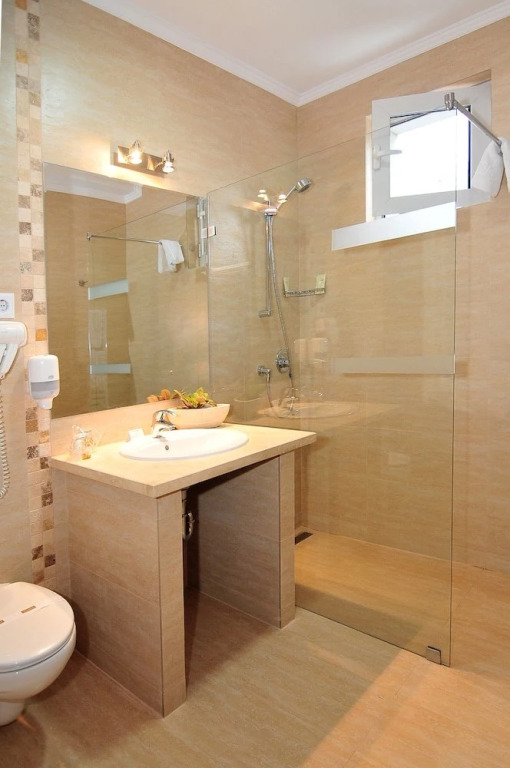 Hotel Confort - 411