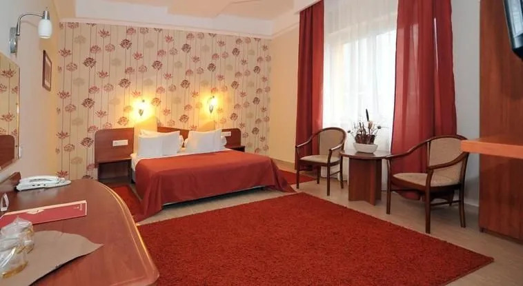 Hotel Confort - 235