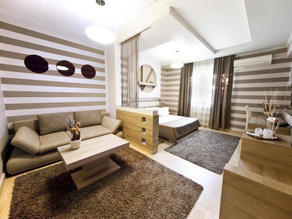 Hotel Confort - 583