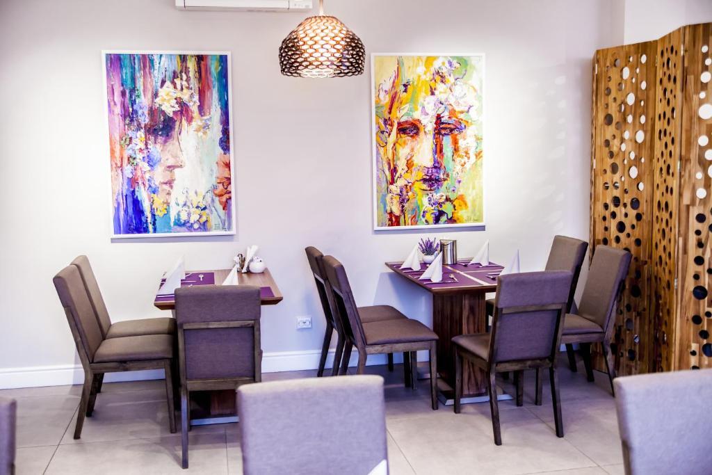 Hotel Confort - 927