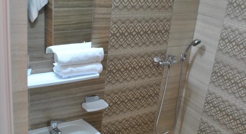 Hotel Confort - 446
