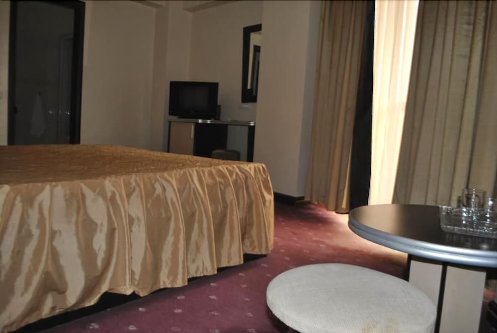 Hotel Coral - 682