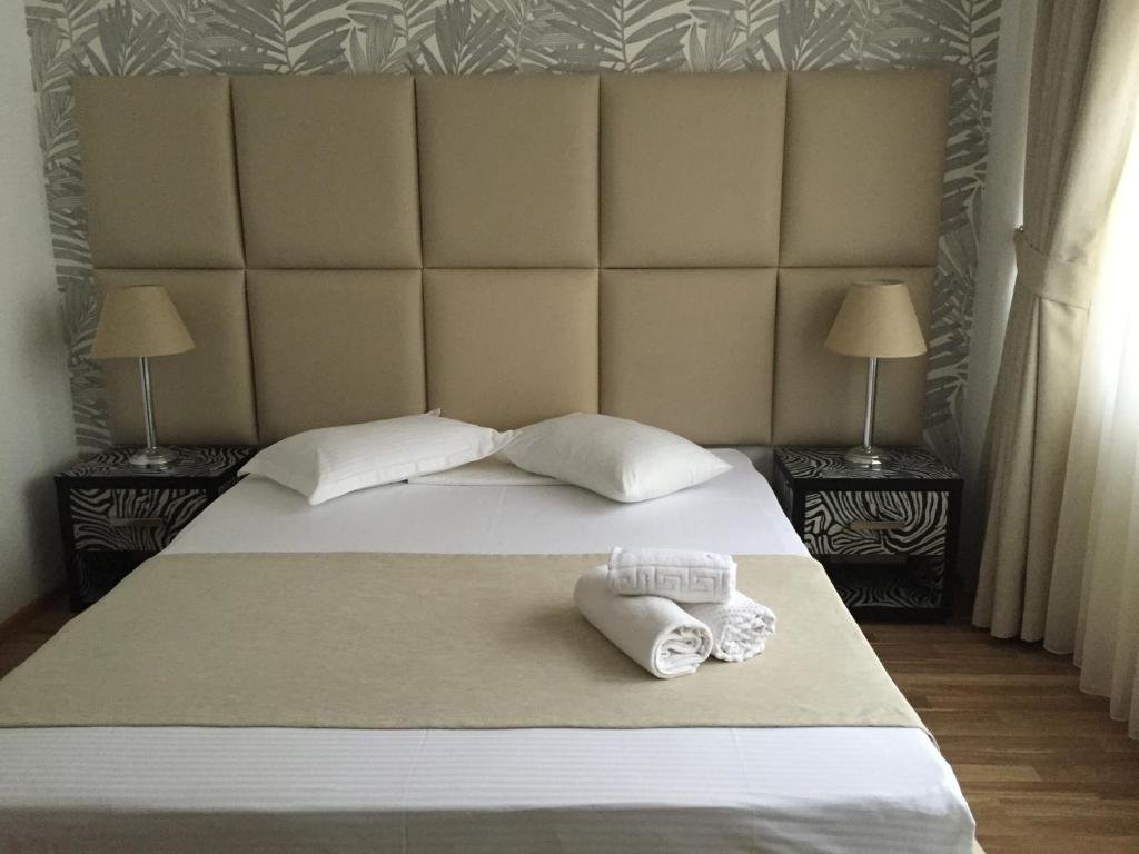 Hotel Corvaris - 190