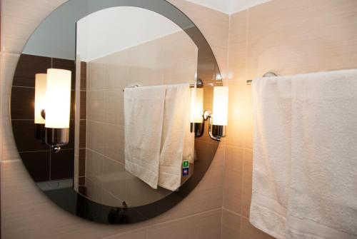 Hotel Cristian - 559