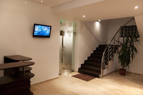 Hotel Cristian - 617