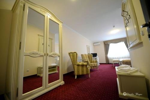 Hotel Dallas - 819