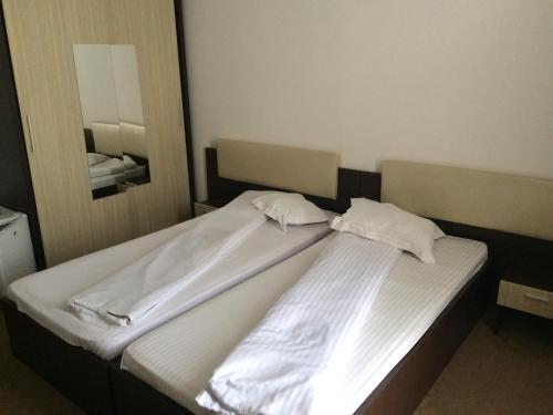 Hotel Daly - 396
