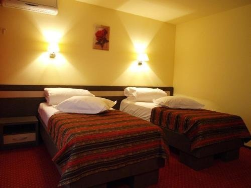 Hotel Dana - 797