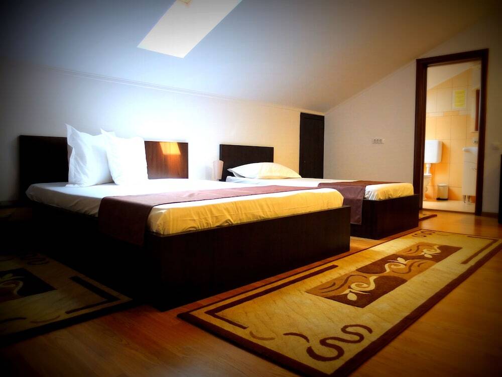 Delta Est Hotel - 959