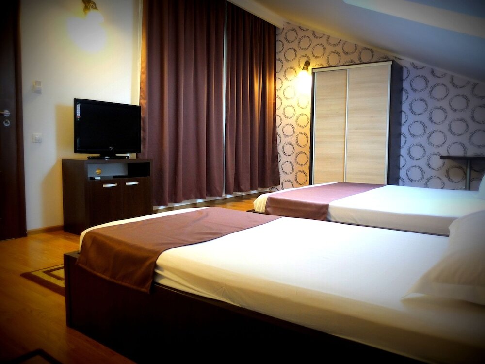 Delta Est Hotel - 849