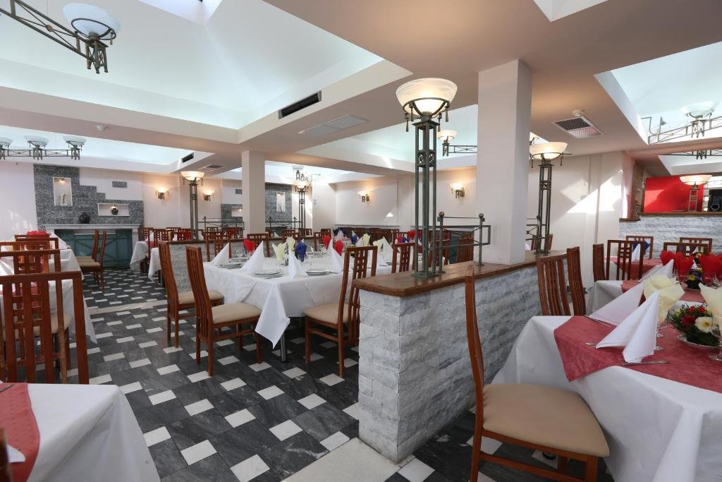 Hotel Doina - 369