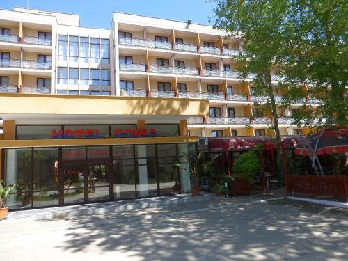 Hotel Doina - 987