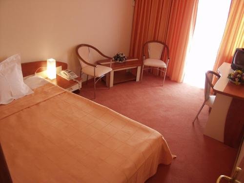 Hotel Doina - 330
