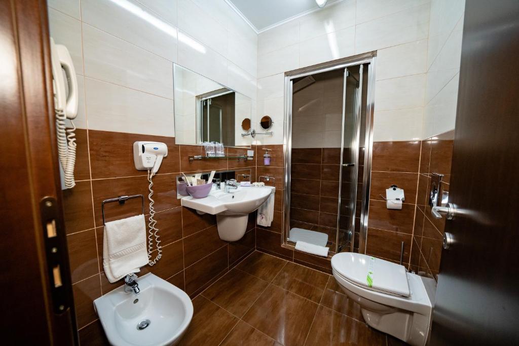 Hotel Dorna - 399