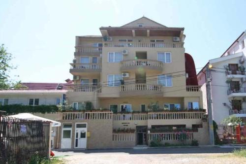 Hotel Dynes - 90