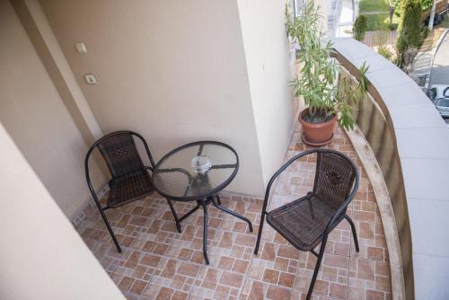 Hotel Dynes - 561